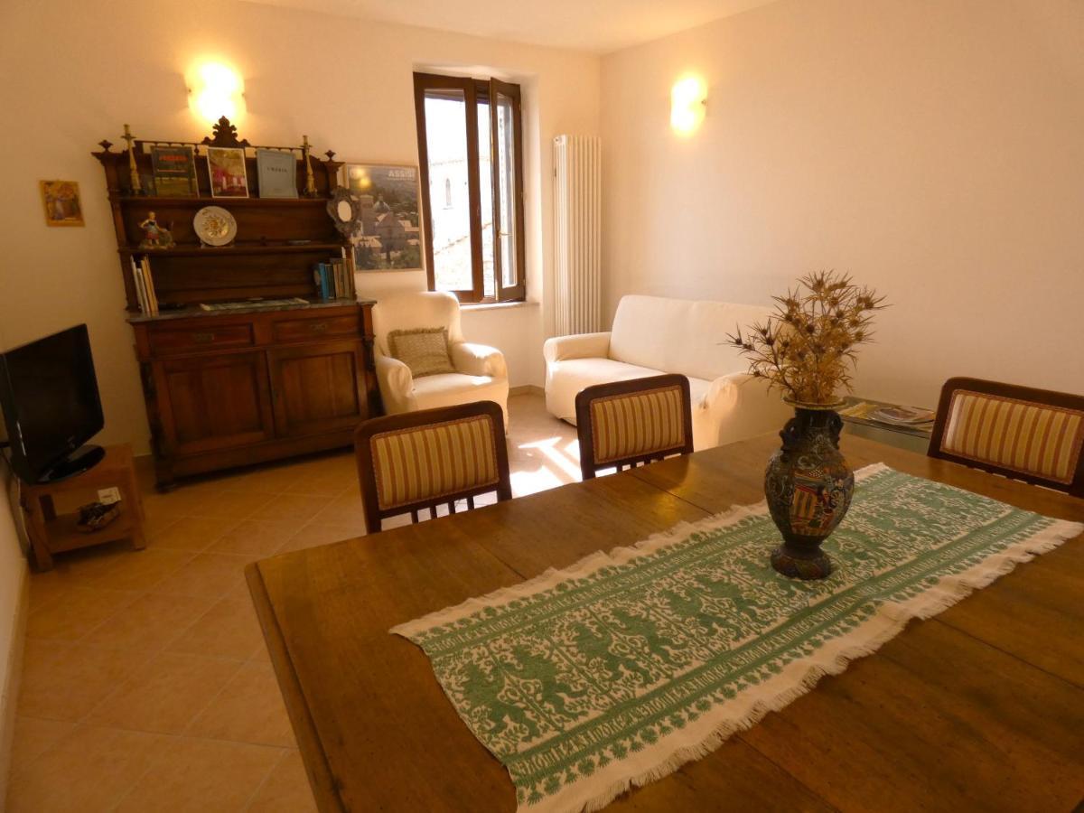Scappo In Umbria, La Casa Di Eude Apartment Assisi Exterior photo